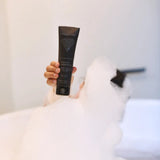 organic-wonder-wash-hair-shower-badewanneBaby-Shampoo - Erwachsenen-Shampoo - Duschgel - Hochwertige-Inhaltsstoffe - Ingredients - Aloe-Barbadensis-Leaf-Juice - Aqua - Glycerin - Decyl-Glucoside - Coco-Glucoside - Sodium-Coco-Sulfate - Chondrus-Crispus-Powder - Calendula-Officinalis-Flower-Extract - Limonene - Tocopherol - Glyceryl-Caprylate - Maris-Sal  - Certified-Organic-Agriculture - RSPO-Certified-Palm-Oil-Source - Natural-Essential-Oils - Concentrated-Aloe-Vera-Juice-200:1